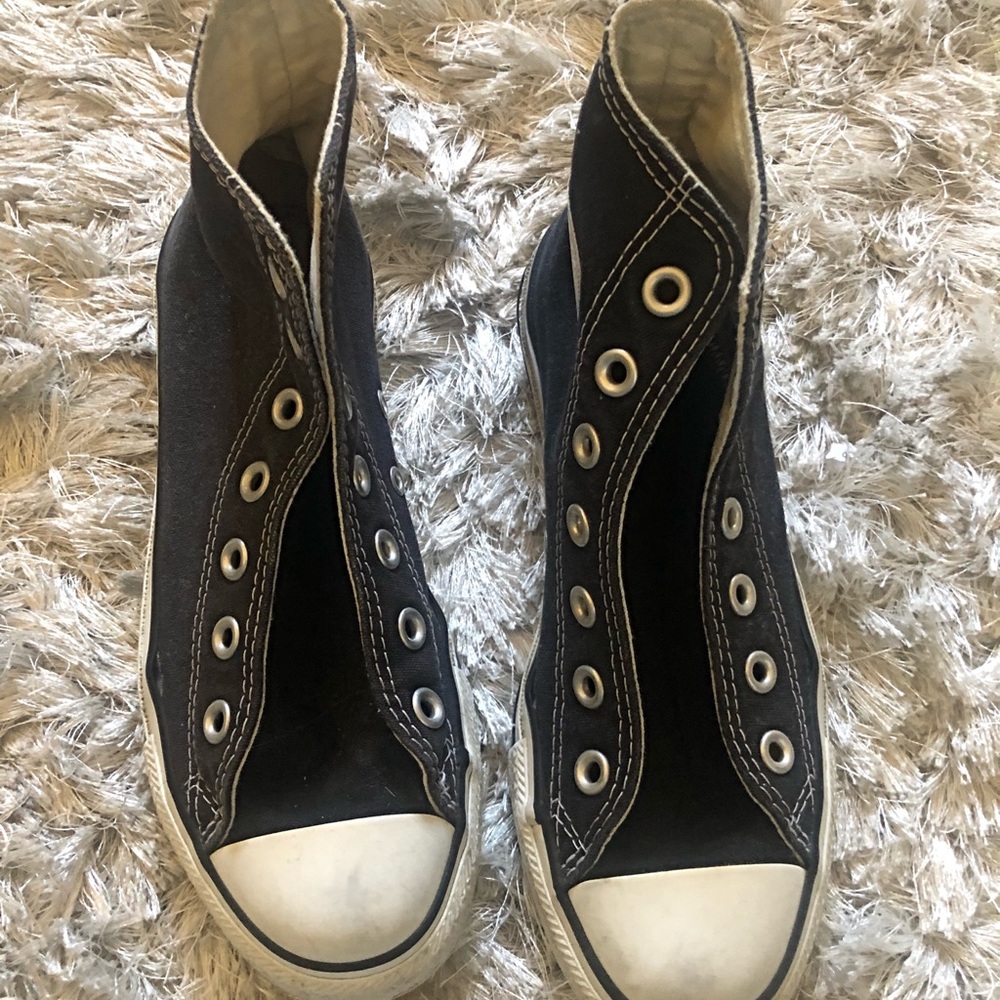 Black high top converse